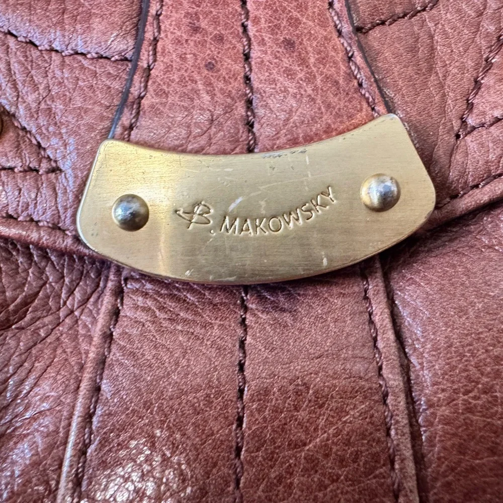 B. Makowsky Brown Leather Shoulder Bag with Distressed Finish PROJECT - Picture 13 of 13
